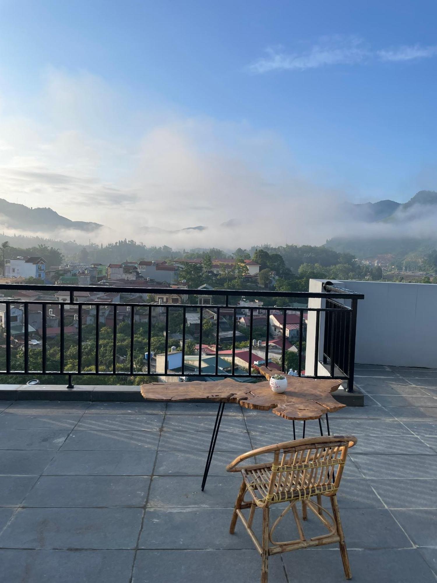 Hotel Samu Lao Cai Esterno foto